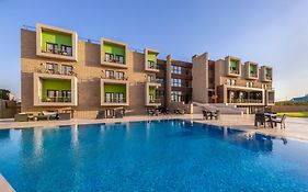 Dhara Residence E2 Lodge Hotel